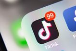 Europska komisia tvrdi ze TikTok Instagram a Facebook porusuju pravidla EU