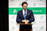 Robert Kalinak chcel vyskolit novinarov jednou otazkou o extremizme Odpoved policie ho nepotesi