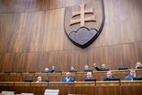 SaS predlozila uznesenie na podporu Gronska Politika na vsetky styri svetove strany nas pripravuje o spojenectva