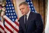 Nestaci zly Zelenskyj ani Michal Simecka Robert Fico sa spolieha uz len na ustavu komentar Martina Behula