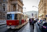 tragicka celna zrazka autobusu s elektrickou v prahe zranenych je 15 ludi zachranari aktivovali traumaplan
