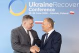Miliardy na zbrane verzus vyzva na mier Fico a Babis prekvapili odlisnym pristupom v Polsku zahranicny vyber