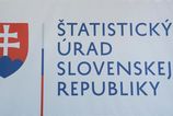 Slovenska ekonomika pokracuje v slabom raste niektore priemyselne odvetvia brzdy HDP