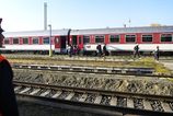 Horucavy paralyzuju slovenske zeleznice Na stanici si mozete pockat na vlak aj niekolko hodin video