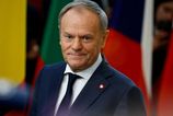 Poľský premiér Donald Tusk sa vo štvrtok dobrovoľne vzdal svojej poslaneckej imunity v reakcii na obvinenie z ohovárania. 2 Polsky premier Donald Tusk sa vo stvrtok dobrovolne vzdal svojej poslaneckej imunity v reakcii na obvinenie z ohovarania