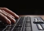 Odhalili ho lovci pedofilov Slovensky expolitk podla najnovsich sprav posielal intimne fotky dievcatam