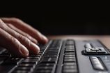 Odhalili ho lovci pedofilov Slovensky expolitk podla najnovsich sprav posielal intimne fotky dievcatam