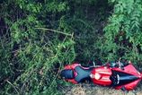 Zrejme prešiel na červenú a zrazil sa s autom. Motorkár prišiel o život neďaleko Modry. 2 zrejme presiel na cervenu a zrazil sa s autom motorkar prisiel o zivot nedaleko modry