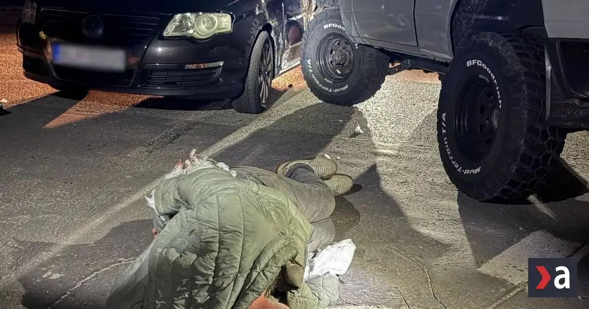 Bratislava: Po krádeži auta na pumpe svedkovia po naháňačke zadržali muža