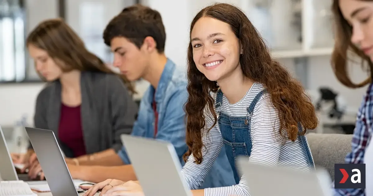 Internet pre školákov zadarmo až na dva roky: Kto má nárok a ako sa zaregistrovať? 3 Internet pre školákov zadarmo až na dva roky: Kto má nárok a ako sa zaregistrovať?
