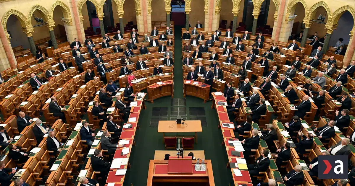Maďarský parlament odmietol prezidentom nominovaného kandidáta na generálneho prokurátora
