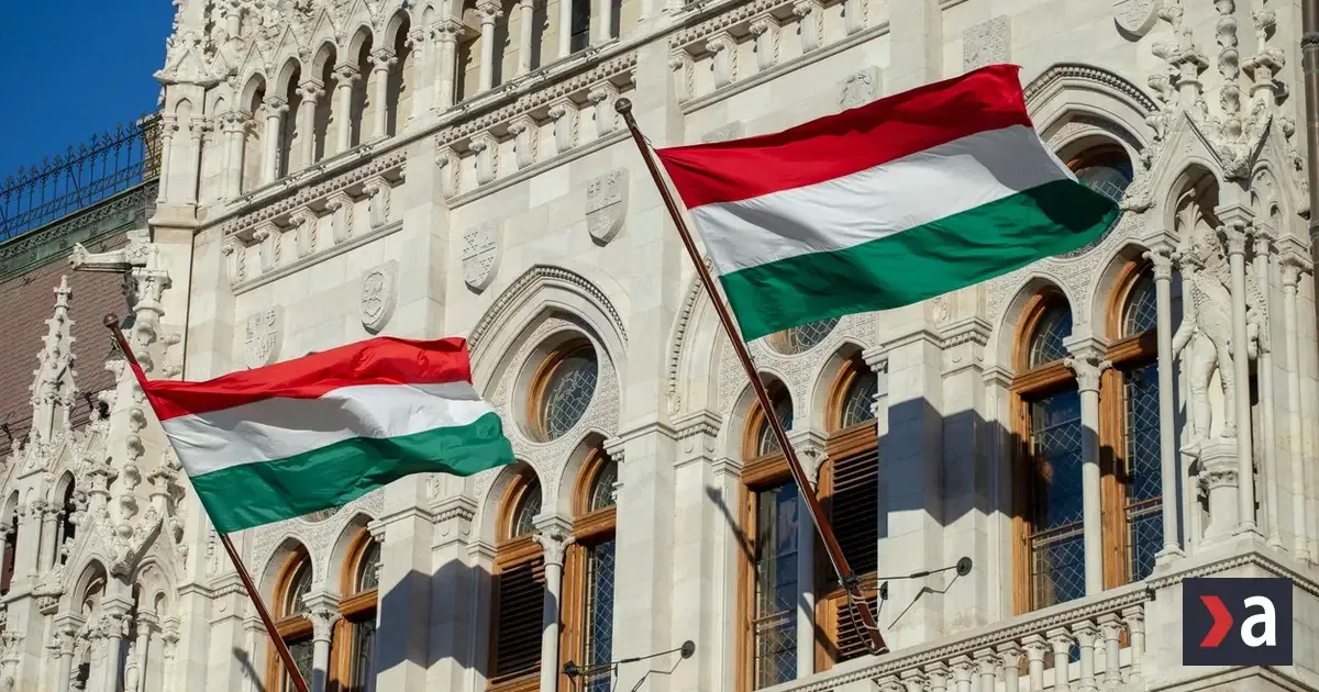 Maďarský parlament zvolil nového šéfa Mediálnej rady, Orbánova éra sa môže meniť