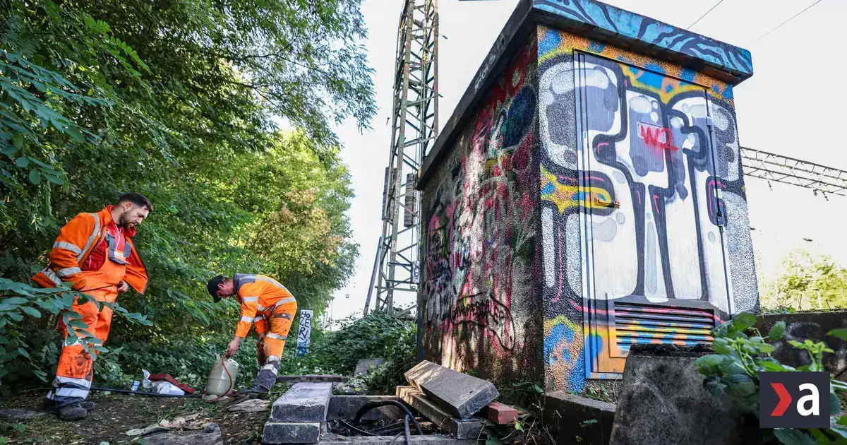 Sabotáž ochromila železnice na západe Nemecka. Prerezané káble stopli diaľkové spoje