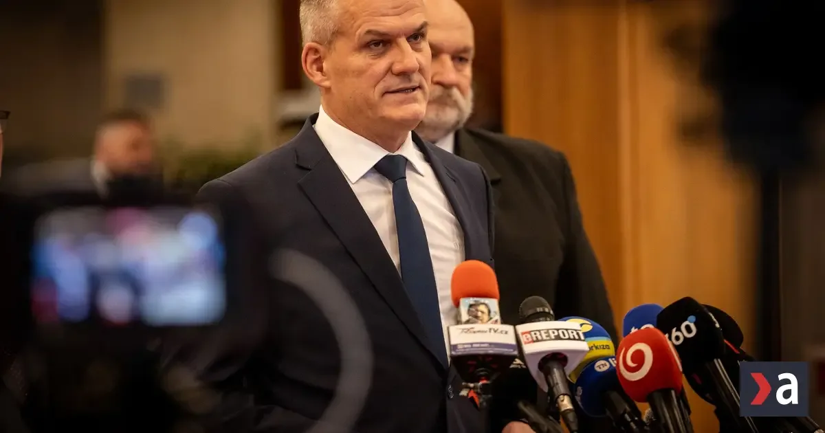 Slováci s vadou sluchu budú môcť získať zbrojný preukaz, schválil to parlament 4 Slováci s vadou sluchu budú môcť získať zbrojný preukaz, schválil to parlament