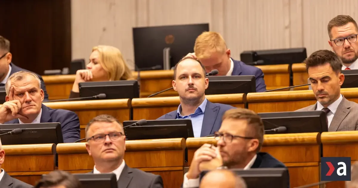 Via Iuris žiada odložiť účinnosť nového Občianskeho zákonníka aspoň o rok 2 Via Iuris žiada odložiť účinnosť nového Občianskeho zákonníka aspoň o rok