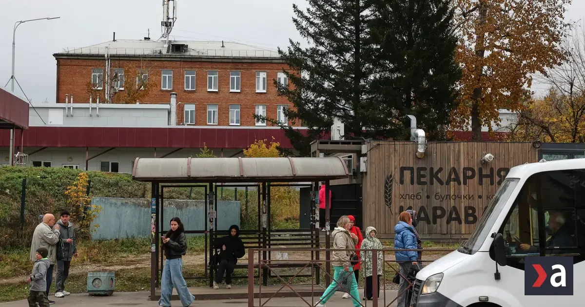 Bitky o antibiotiká v lekárňach, rúška na uliciach. Zabil mor laborantku?