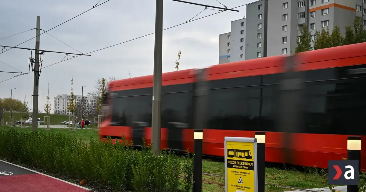 Bratislava čaká na verdikt hygienikov, kľúčová električková trať nemá kolaudáciu