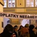 České divadlá prerušili klaňačky na podporu verejnoprávnych médií