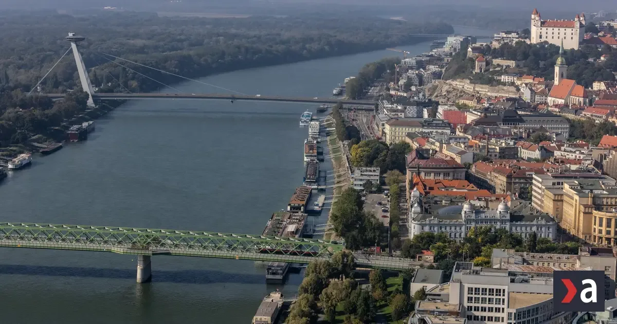 Dunaj v Devíne klesol na nové historické minimum