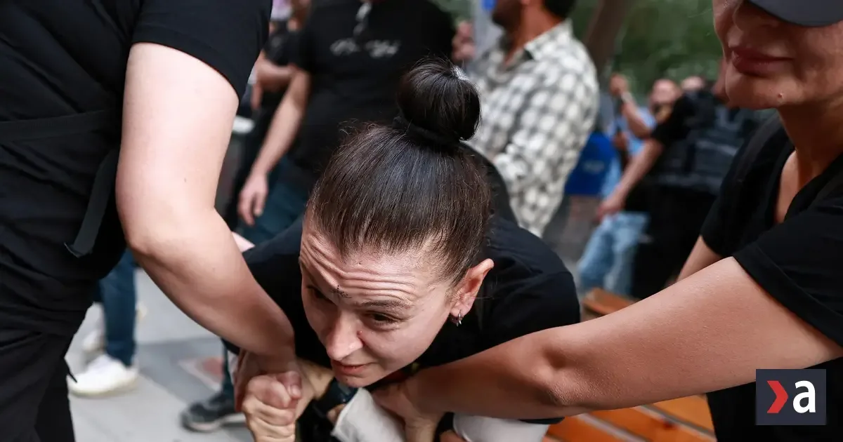 EÚ kritizuje Turecko za odklon od demokracie. Ankara sa vzďaľuje členstvu v EÚ