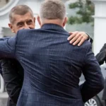 Fico ide v utorok do Prahy, s Babišom odhalia spoločnú sochu