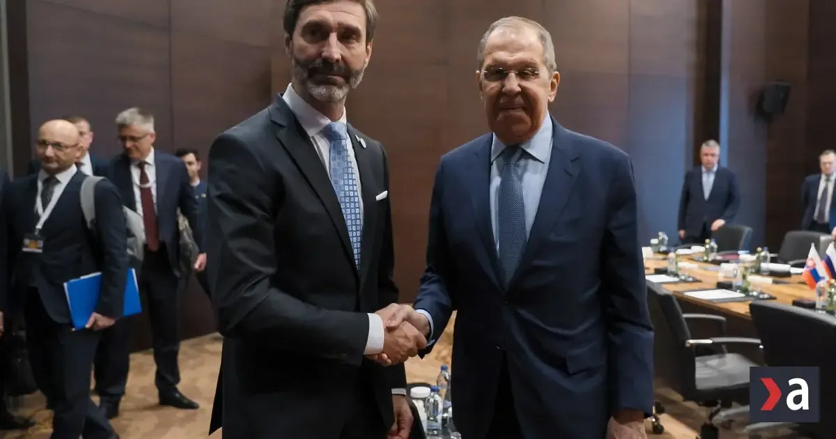 Fico plní už len sľuby, ktoré dal Vladimirovi Putinovi