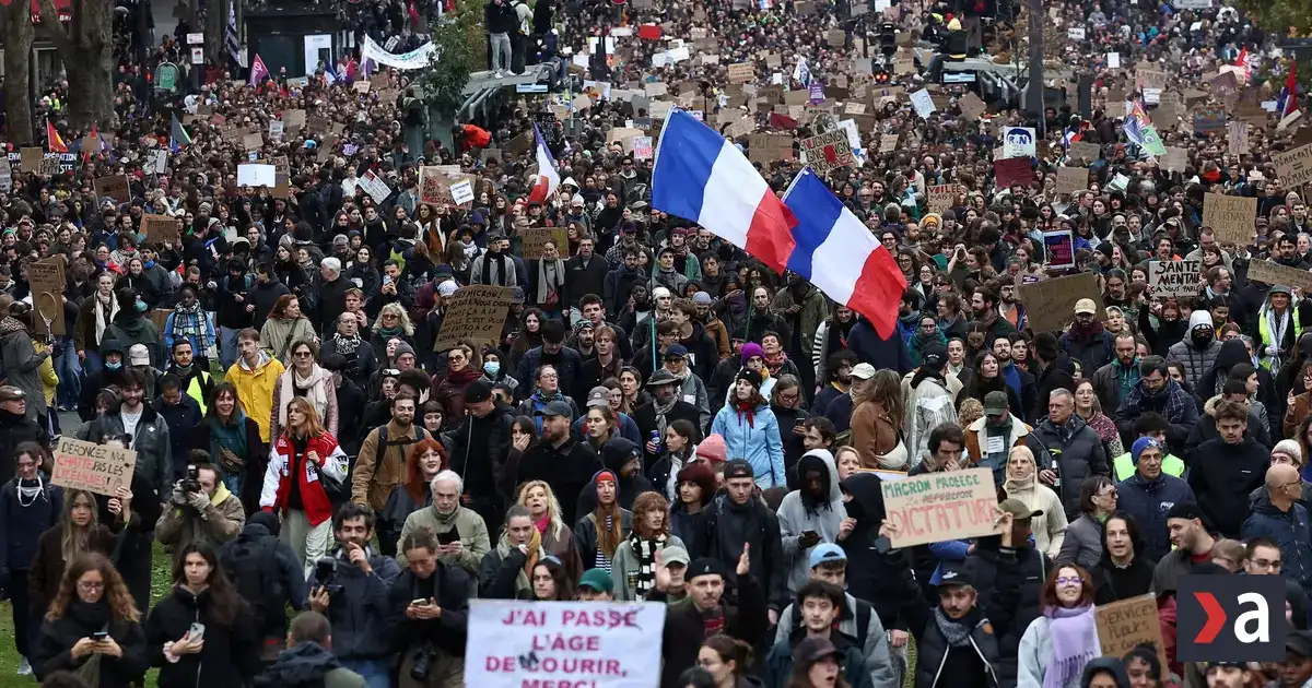 Francúzsko dáva miliardy na školy a menšie triedy