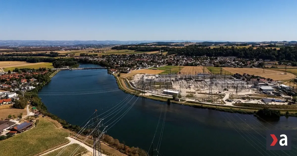 Google buduje tesne za hranicami obrí komplex, miestni protestujú