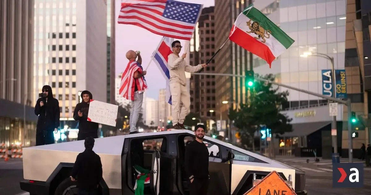 Irán varuje USA, že americké vojnové lode do Perzského zálivu nepustí