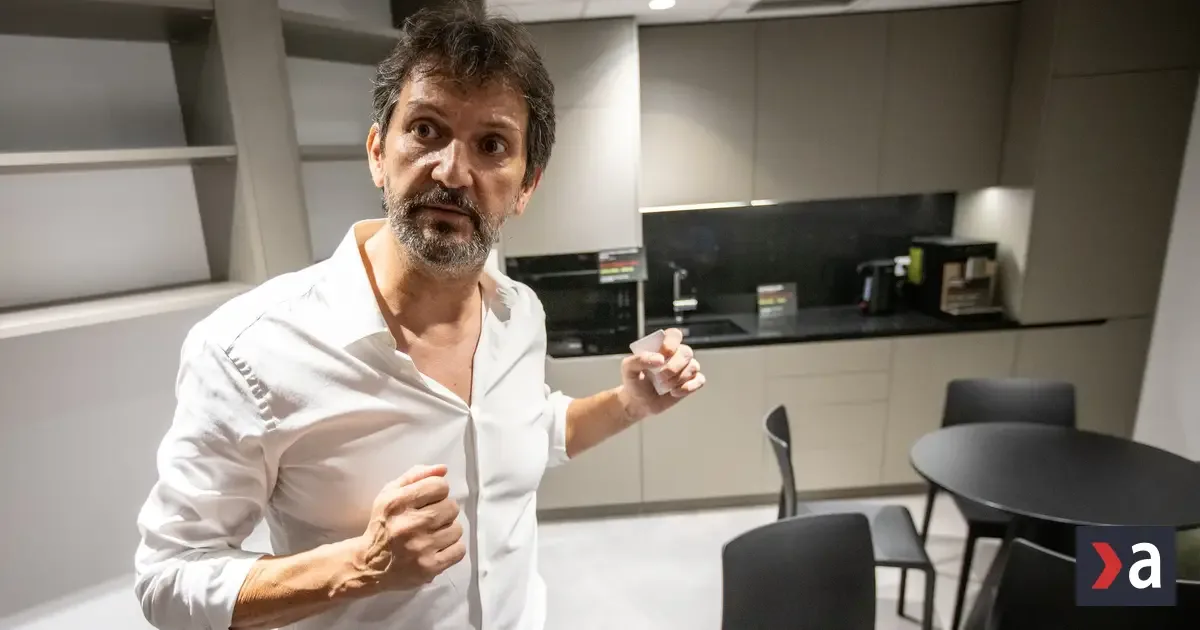 Kaliňák dáva desaťtisíce eur do webu s väzbami na Flašíkovú