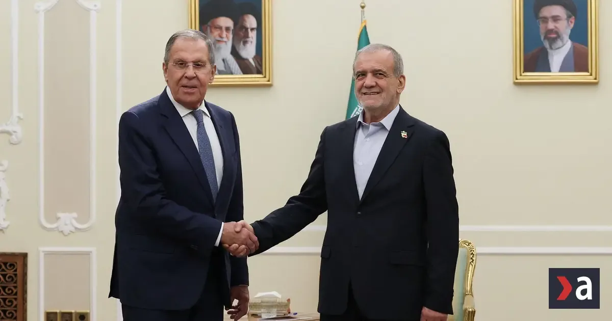 Lavrov pricestoval do Iránu, Rusko a Teherán zdôrazňujú úzke historické vzťahy