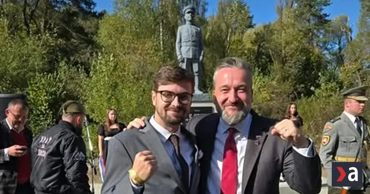 Maďari si pripomínajú 70 rokov od krvavej revolúcie, uctili sme muža, čo ju potláčal 2 Maďari si pripomínajú 70 rokov od krvavej revolúcie, uctili sme muža, čo ju potláčal