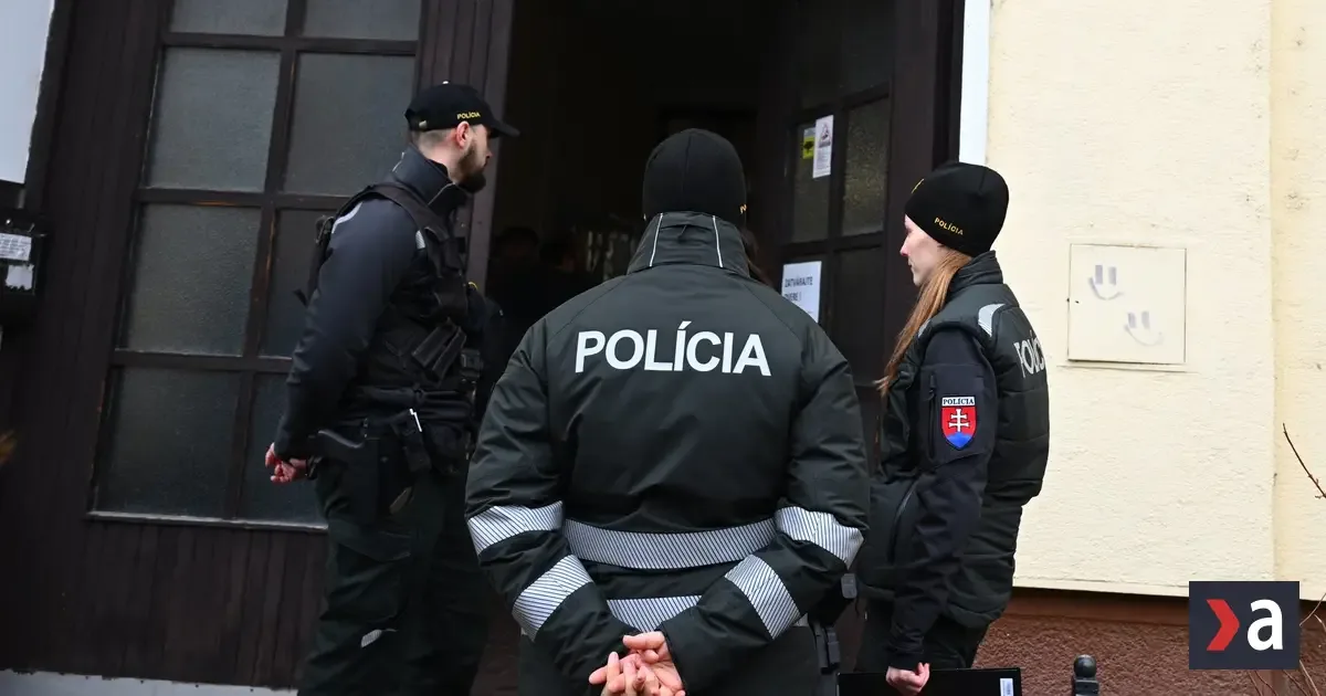 Mladík obvinený z vyhrážok dobodaním spolužiakom v Žiline je vo väzbe