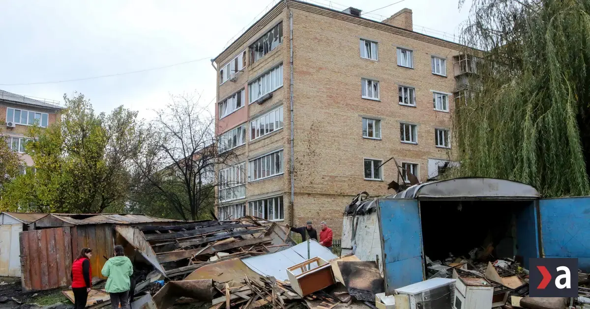 Na Kyjev dopadli ruské balistické rakety, zranenia hlásia najmenej šesť ľudí