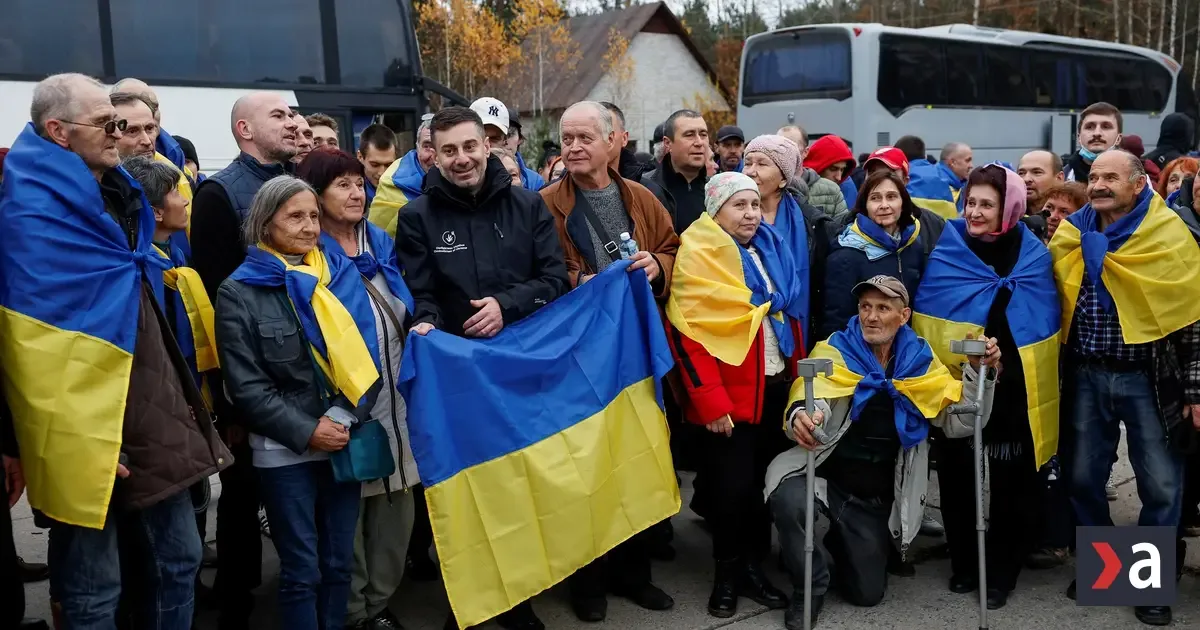 Po mesiacoch sa obyvatelia okupovaných Olešiek vrátili na Ukrajinu cez Bielorusko a Rusko