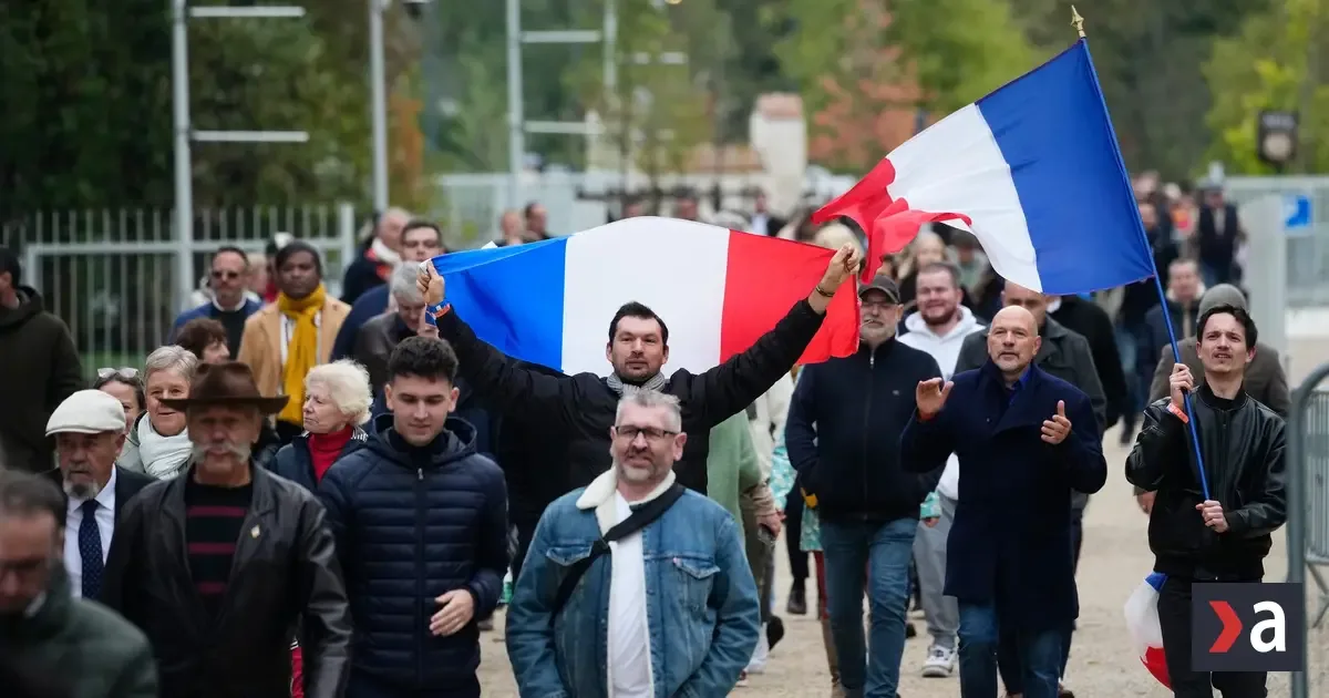 Protesty v Albánsku, Španielsku a Taliansku: rastúca nespokojnosť s vládami 2 Protesty v Albánsku, Španielsku a Taliansku: rastúca nespokojnosť s vládami