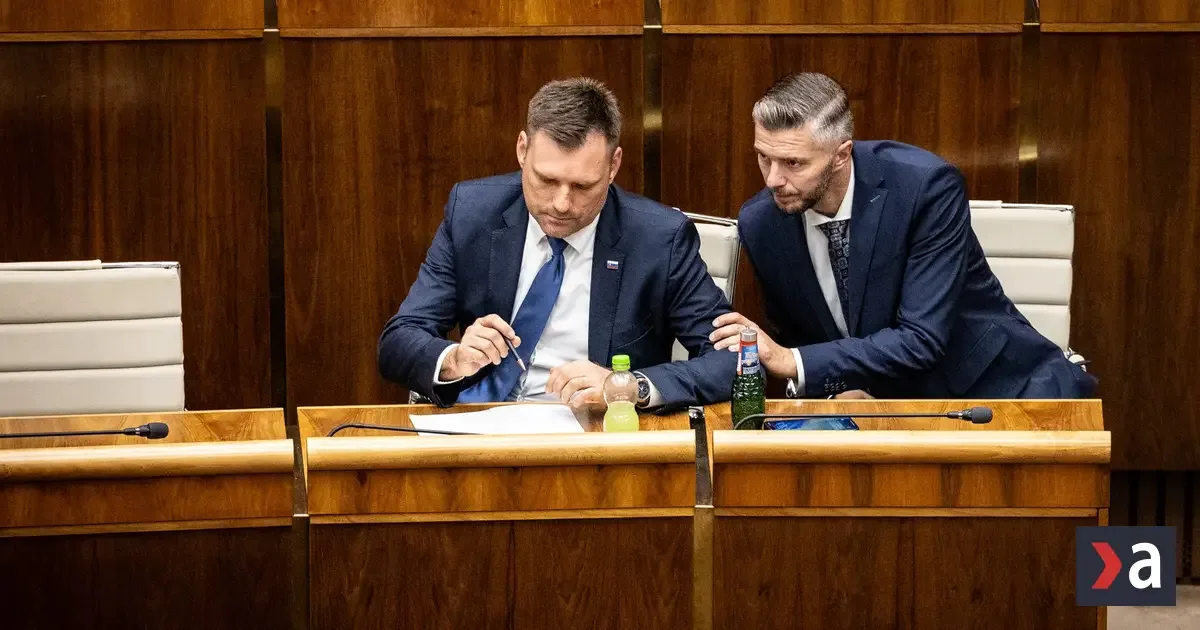 Slyško nepotvrdí lojalitu Hlasu, s Tarabom chystá vyhlásenie