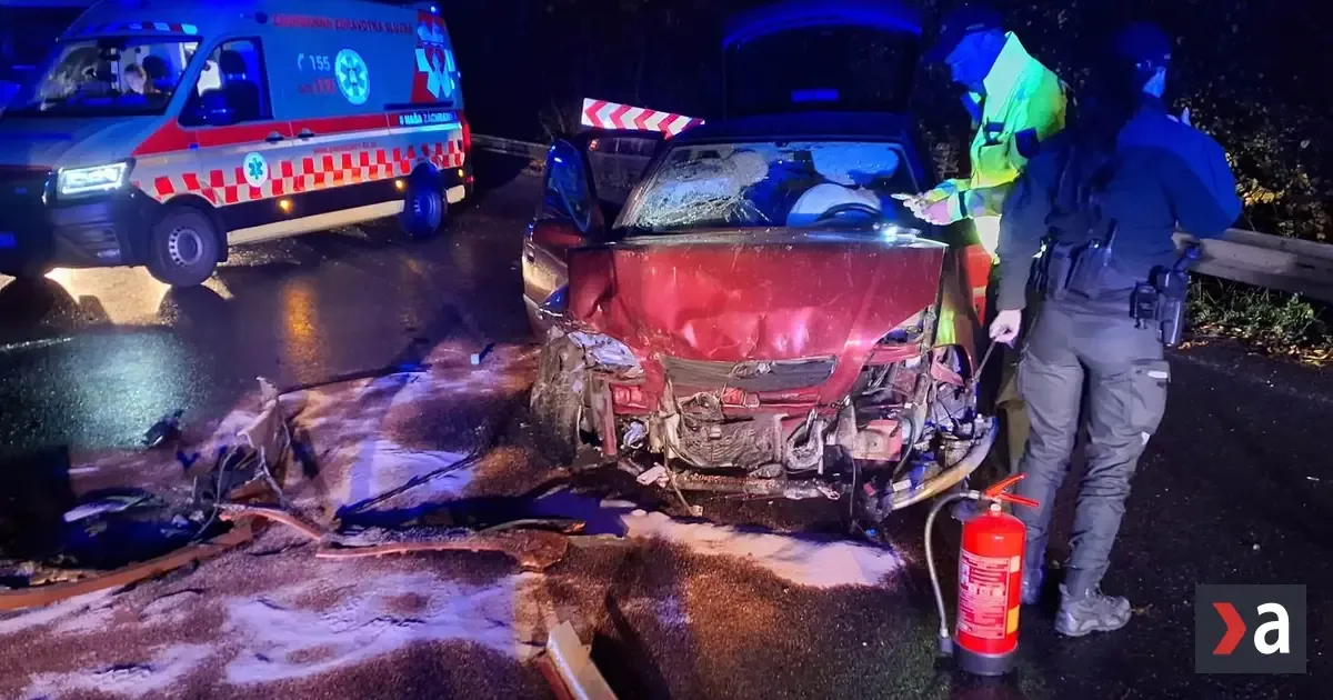 Štyria ľudia sa zranili pri dopravnej nehode na Orave