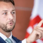 Šutaj Eštok vyzval na účasť vo voľbách, v Košickom kraji podporil Šimka
