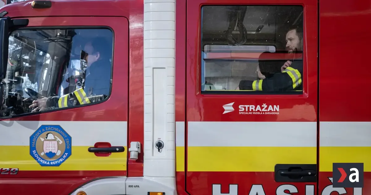 Únik plynu v Brezne: Z internátu a susednej budovy evakuovali 35 ľudí