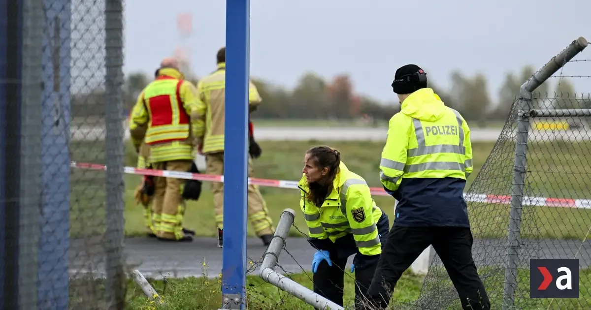 Vozidlo zrejme prešlo cez plot letiska v Lipsku, polícia prešetruje incident