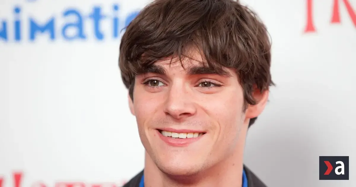 Zomrel herec R. J. Mitte, hviezda seriálu Perníkový tatko, mal 34 rokov